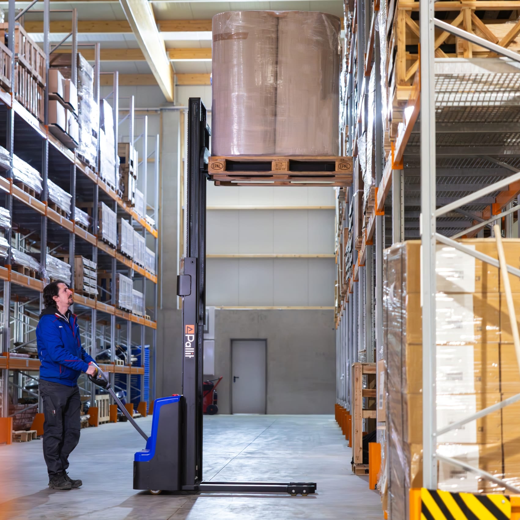 Gerbeur électrique EXACT avec levée proportionnelle